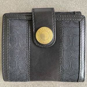 Ladies Medium Coach Wallet